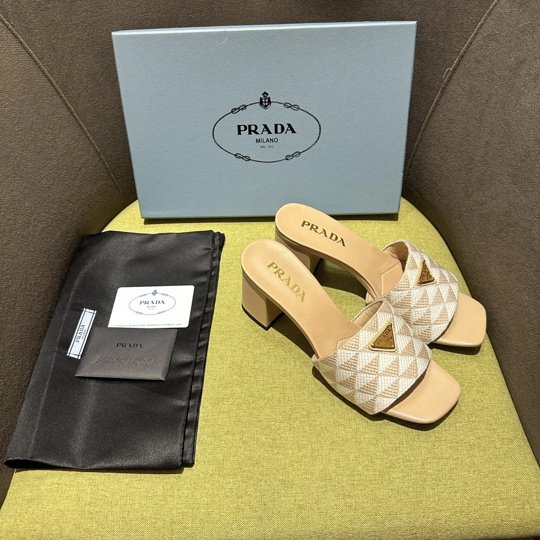 COCO-- Pr141 1XX637_3LK6_F0J0A_F_065 Heel height：6.5CM sheepskin item:D-X313H2212